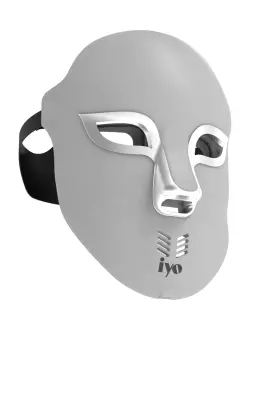 LED LIGHT FACE MASK - IYO